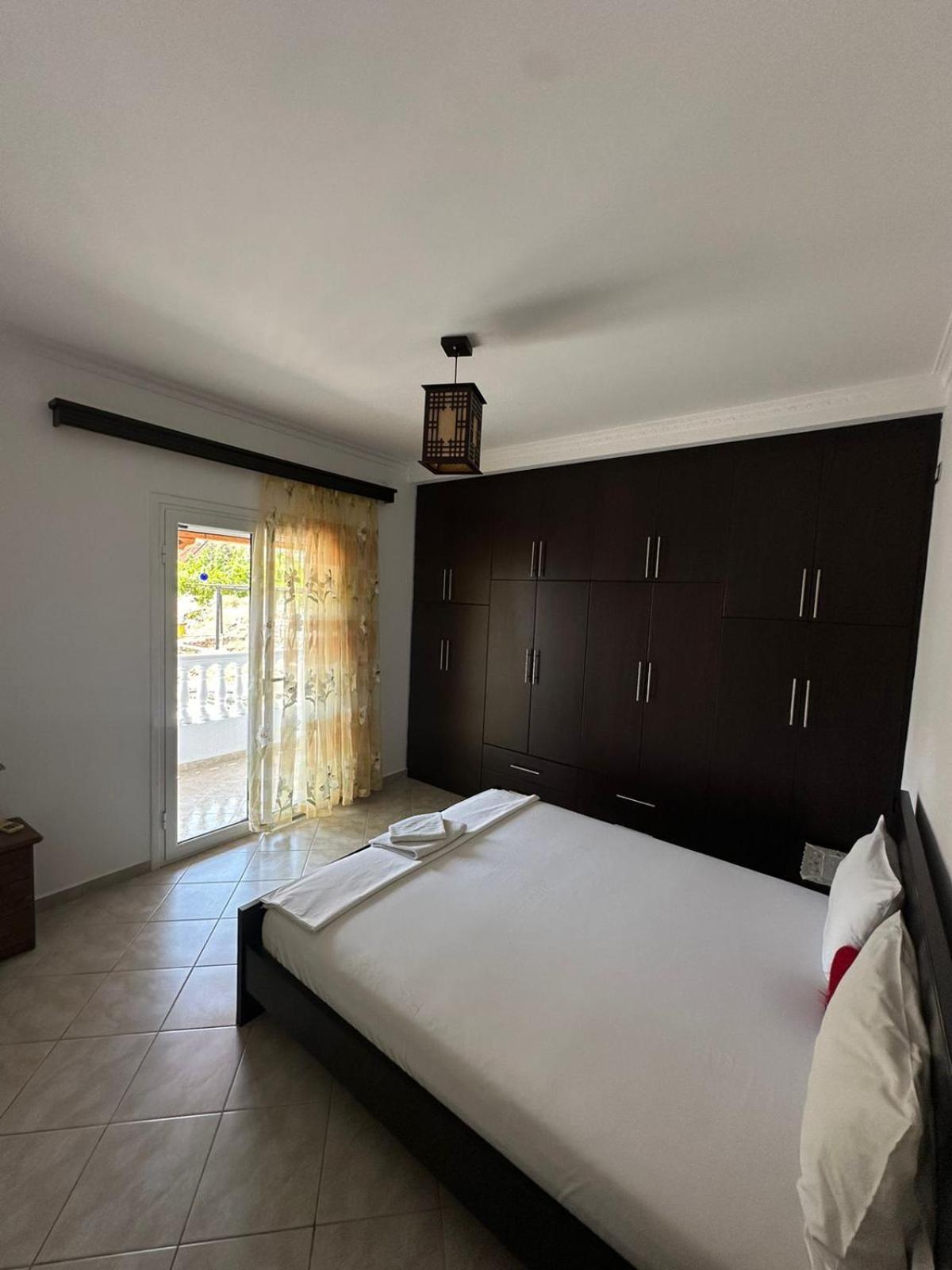 Apartments Berti Sarande Exterior photo